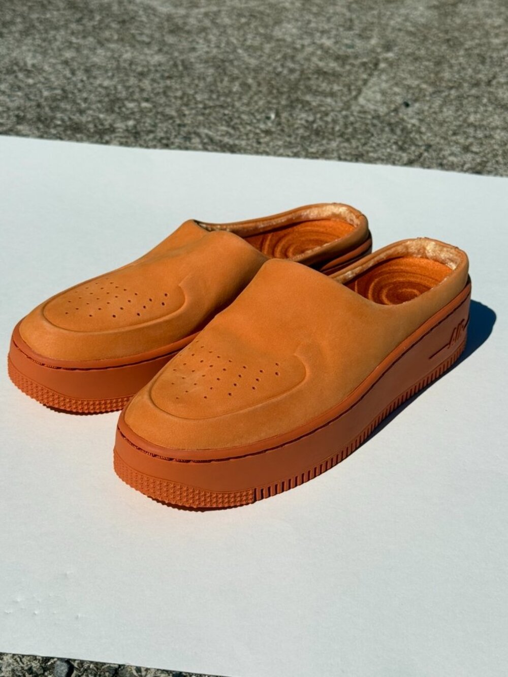 NIKE Air Force 1 Lover XX Shoe Women's Size 7.5 Orange